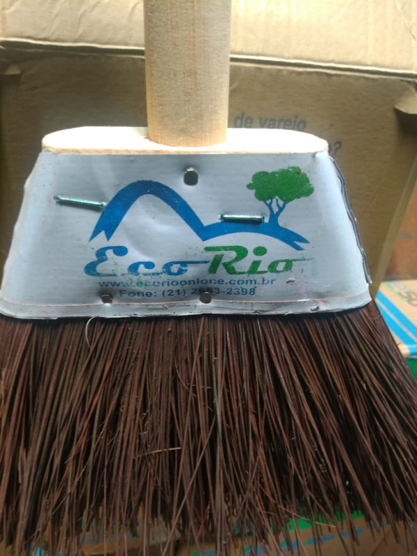 Vassoura para Limpeza Piaçava Eco Rio